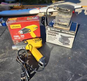 lot 361 image: Wagner Furno 300 Heat Gun (Like New) and Black & Decker Finishing Sander