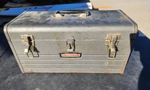 lot 374 image: Craftsman Metal Toolbox with Contents