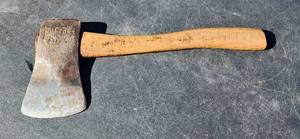 lot 382 image: RARE Fulton Clipper Axe (Late 1800s-Early 1900s