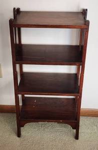 lot 415 image: Vintage Shelf