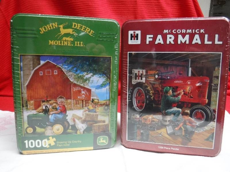 lot 1021 image: JOHN DEERE 1000 PIECE PUZZLE,McCormick-Farmall 1000 Piece Puzzle