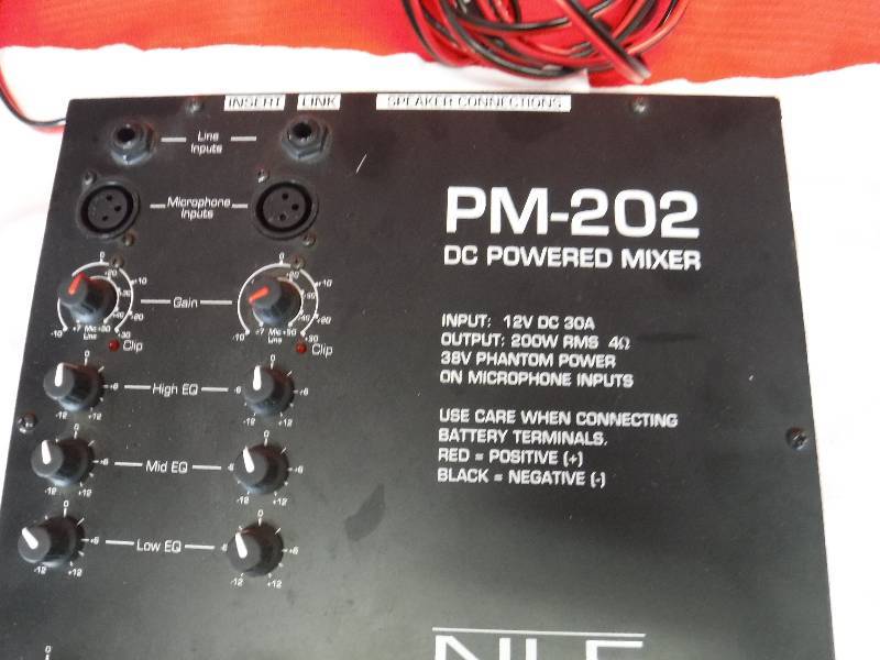 lot 1098 image: PM 202 DC Powered Mixer