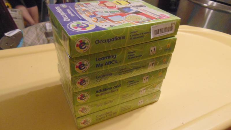 lot 521 image: NEW training card games