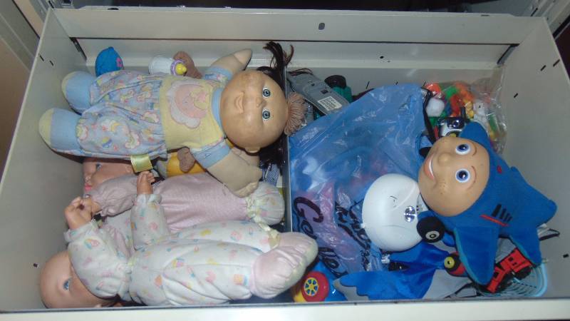 lot 556 image: lot of baby dolls - hotwheel style cars and other toys