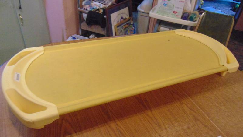 lot 570 image: Angels Rest commercial childs cot- makes great pet beds also
