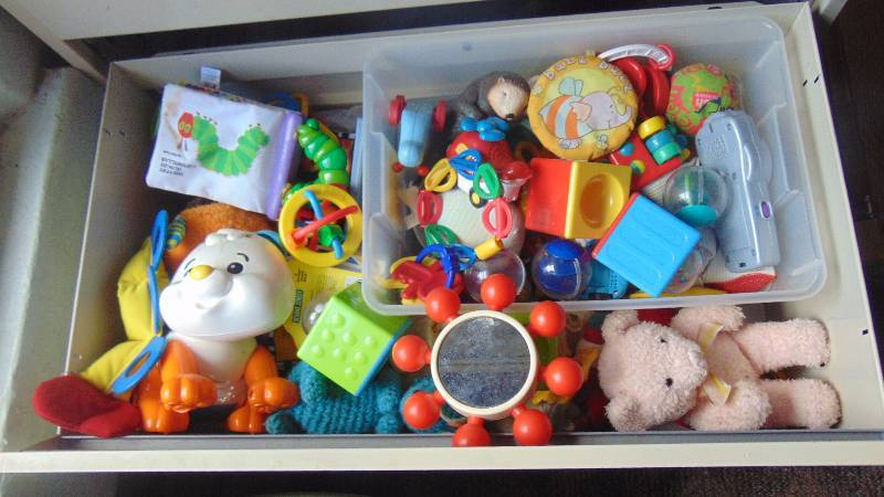 lot 627 image: infant toys