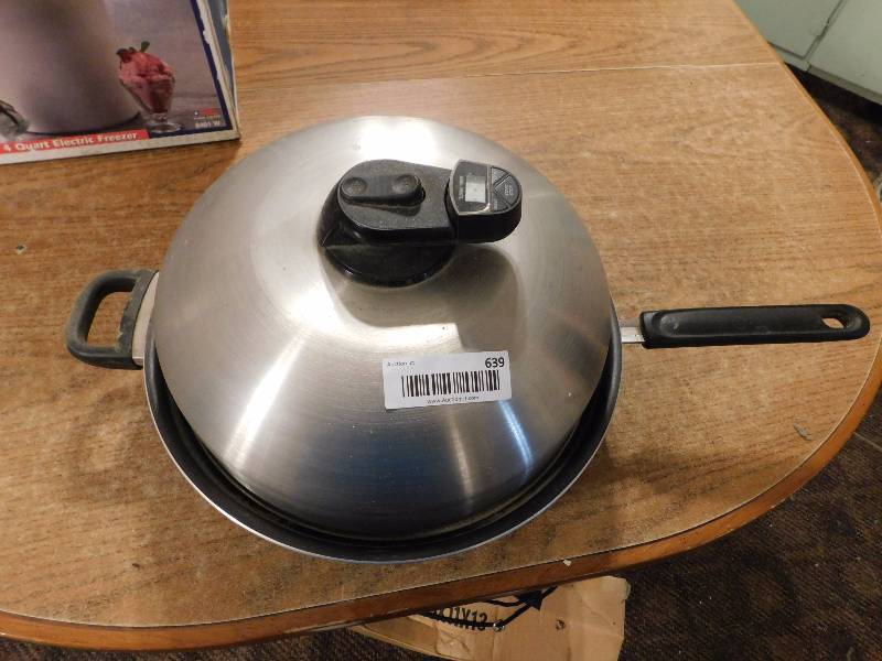 lot 639 image: Turbo Cooker plus - as seen on Tv- FULL MEAL SYSTEM