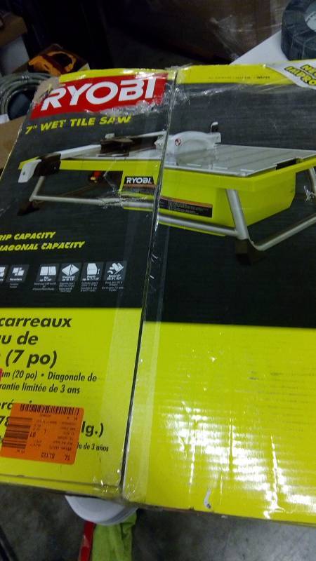 lot 1596 image: Ryobi ZRWS722 7 in. Portable Wet Tile Saw