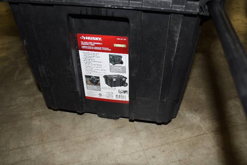 lot 1615 image: Husky Tool Box Cart