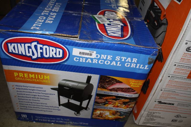 lot 1616 image: Kingsford Charcoal LoneStar Grill
