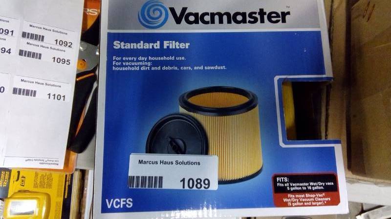 lot 1089 image: Vacuum Master filter
