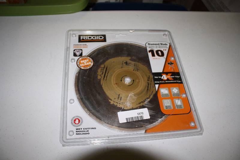 lot 1572 image: Ridgid 10 Inch Wet Saw Blade