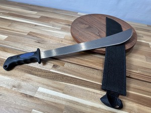 lot 19930 image: 19 inch Machete with Scabbard