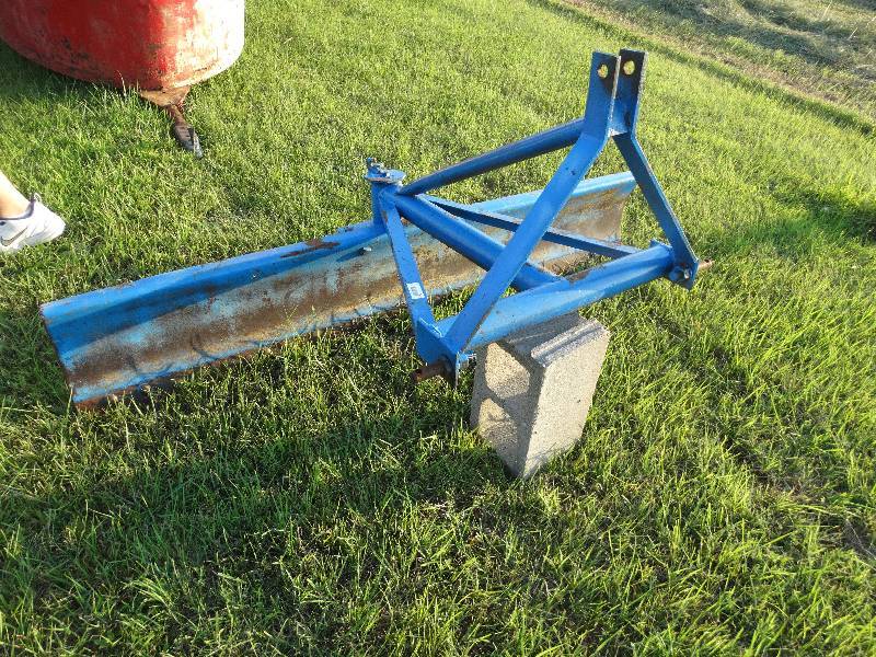 lot 1016 image: 6 ft 3 point blade.