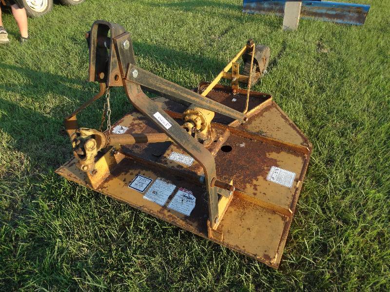 lot 1018 image: King Cutter 46 brush hog 3 point mower
