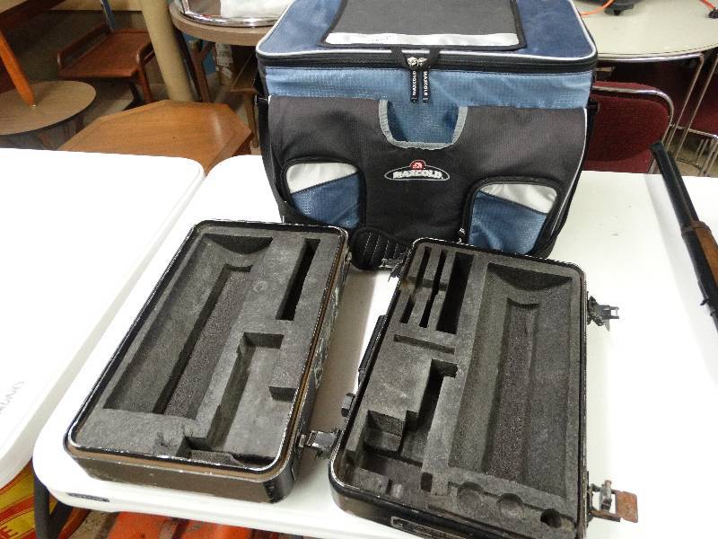 lot 1040 image: Max cooler & night vision sight holder.
