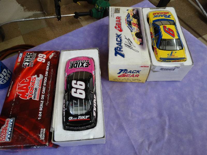 lot 1093 image: 2 die cast Nascar cars with boxes.