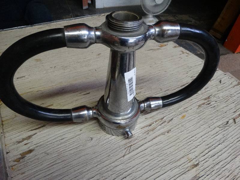 lot 1113 image: Vintage firehouse nozzle