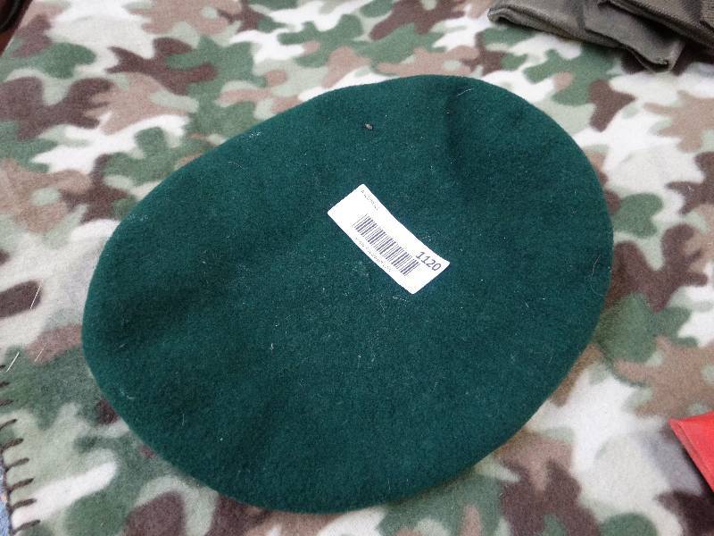lot 1120 image: German green beret
