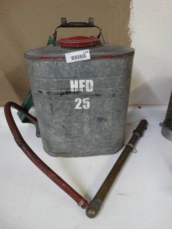 lot 1128 image: Vintage backpack fire extinguisher.