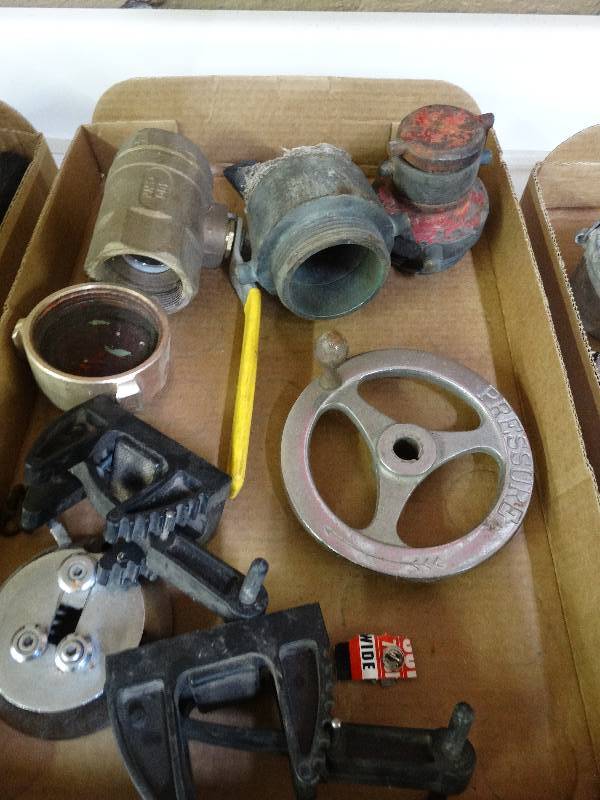 lot 1136 image: Lot of fire hose couplings.