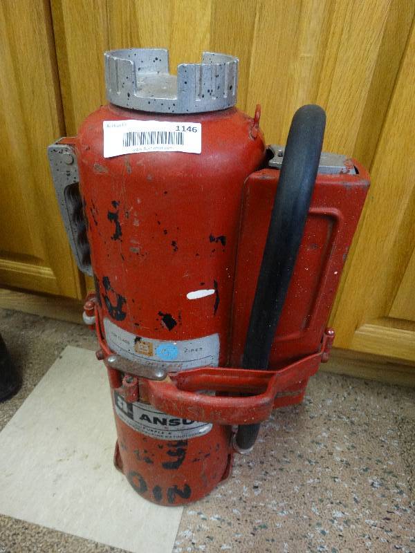 lot 1146 image: vintage fire extinguisher.