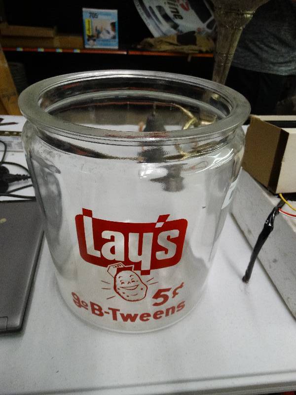 lot 1166 image: Lays glass jar