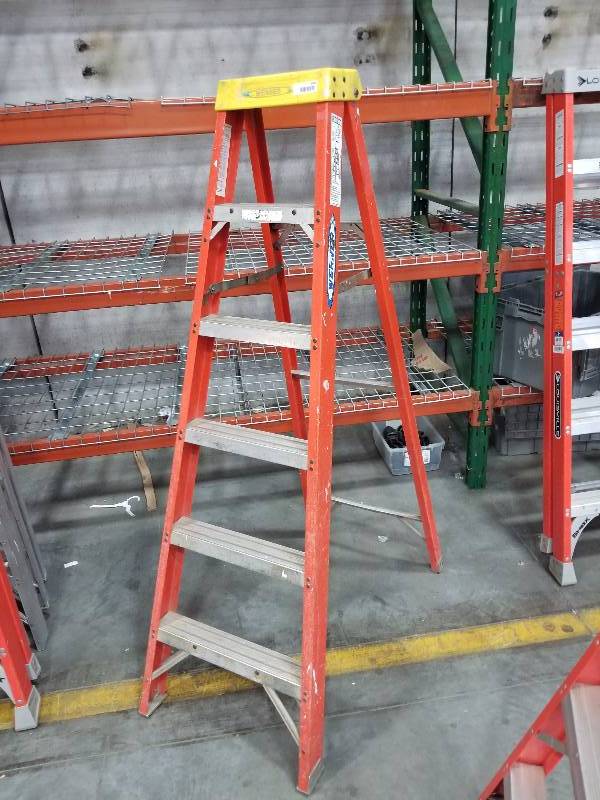 lot 1486 image: Werner 6 Heavy Duty Ladder