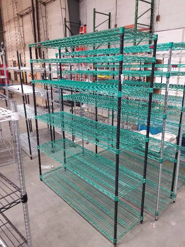 lot 1581 image: Wire Shelves  Bakers Racks see description for sizes