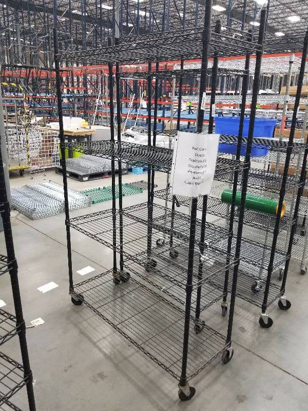 lot 1605 image: Wire Shelves  Bakers Racks see description for sizes