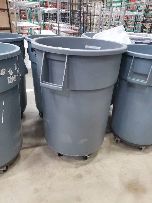 lot 1637 image: Brute by Rubbermaid Trash Can with Roller base
