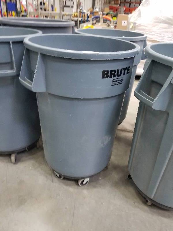 lot 1639 image: Brute by Rubbermaid Trash Can with Roller base