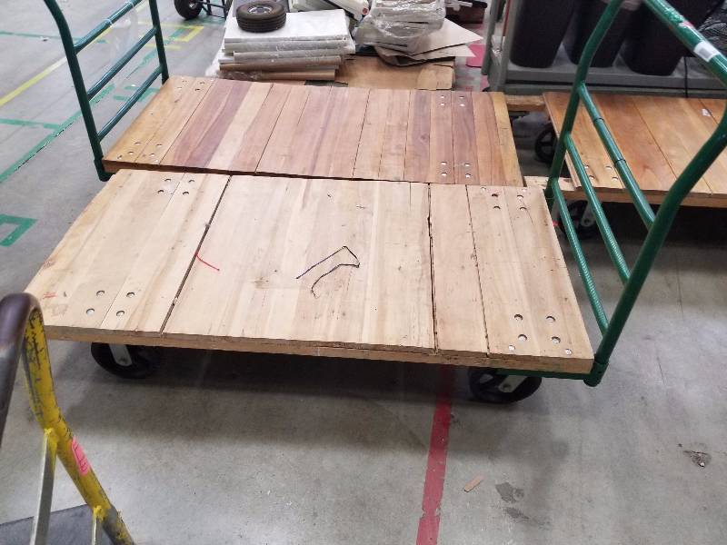 lot 1657 image: NICE rolling wooden flatbed