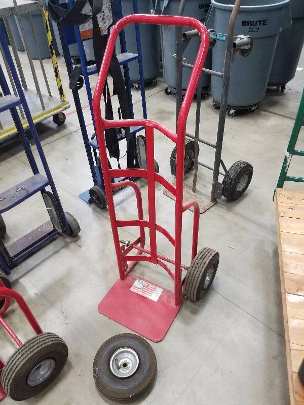 lot 1664 image: Red 2 Wheel Dolly