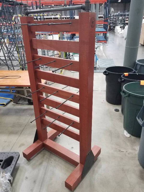 lot 1676 image: 47 brand cool pipe display rack