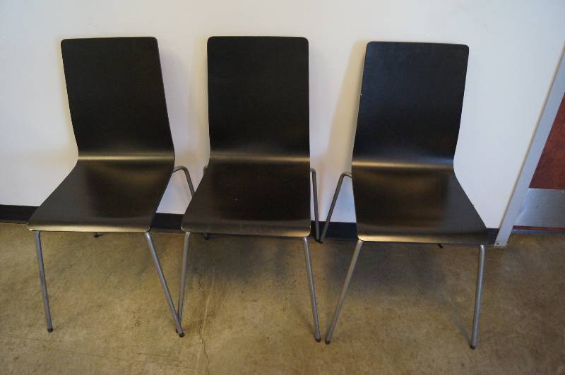 lot 2030 image: 3 Stack Chairs