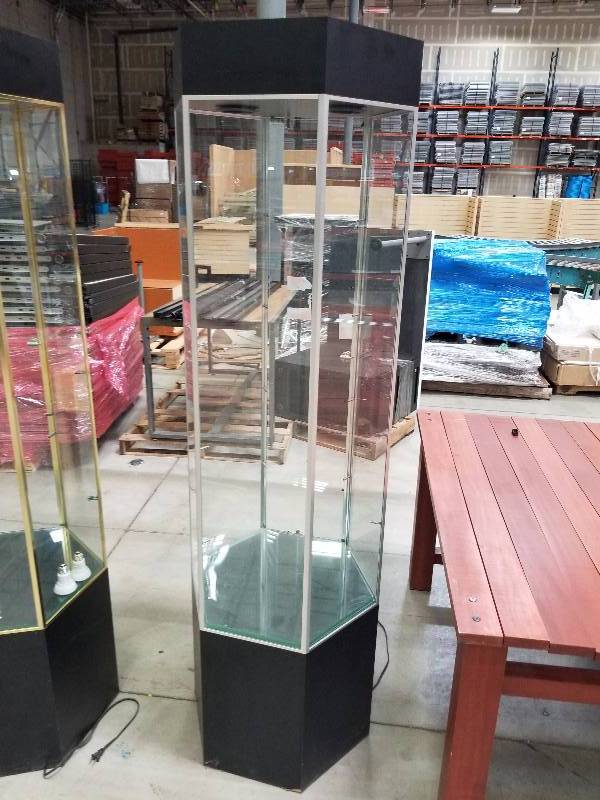 lot 1722 image: Hexigon Display cabinet