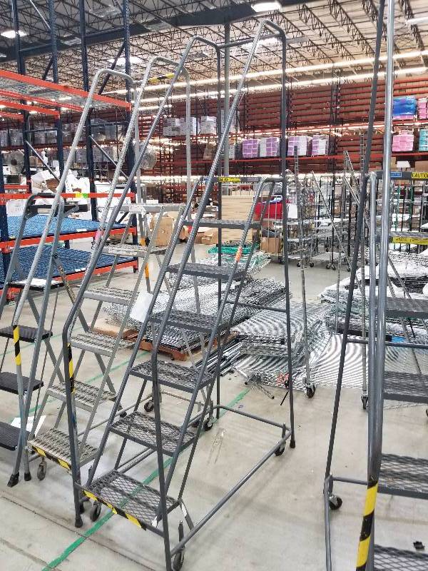 lot 1699 image: Narrow Ladder 7 step warehouse