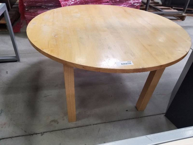 lot 1725 image: Wooden 36 table
