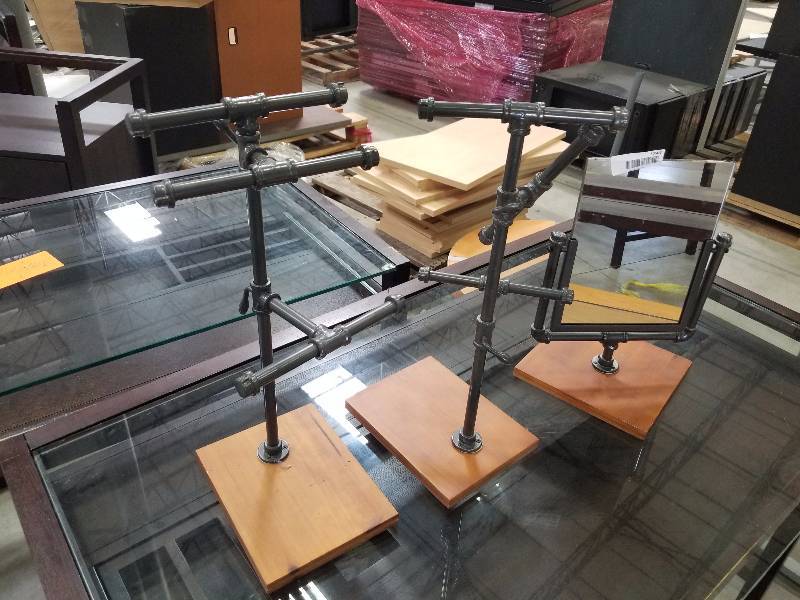 lot 1744 image: Lot of 3 table top Pipe Displays