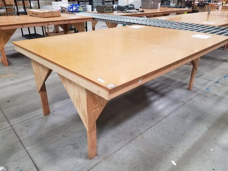 lot 1765 image: Packing Table