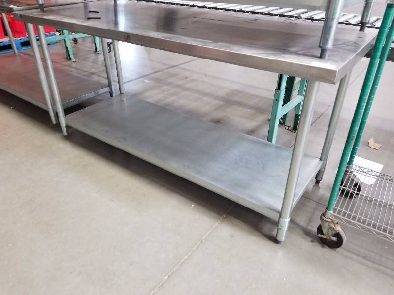 lot 1806 image: Stainless Steel Table