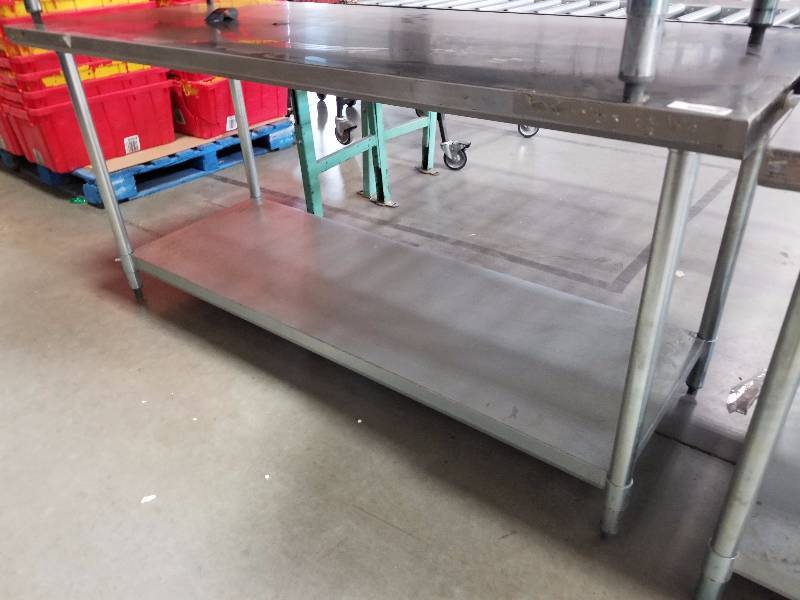 lot 1808 image: Stainless Steel Table