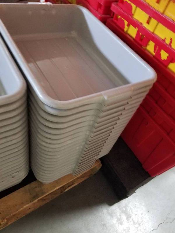 lot 1828 image: 20 Grey Tubs  totes  wash tubs