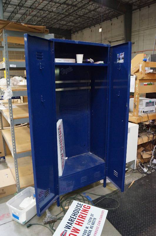 lot 1239 image: Blue Royals Locker