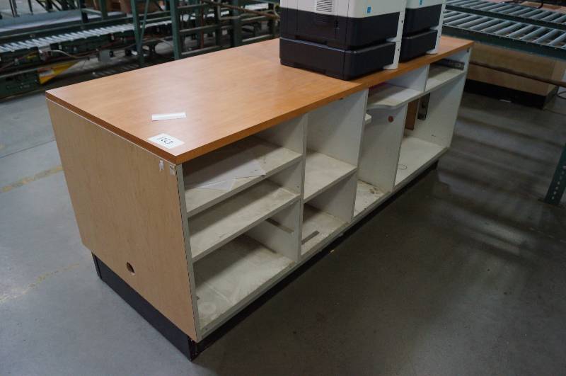 lot 1263 image: Check out counter