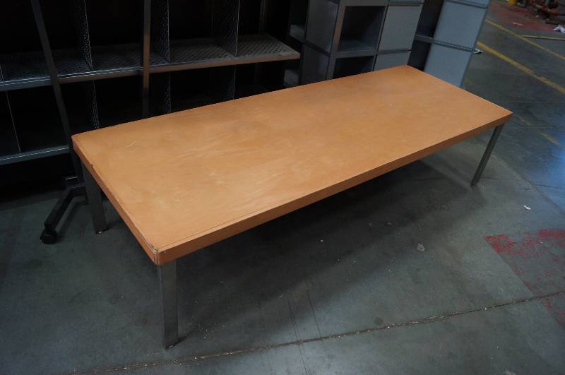 lot 1290 image: Metal Framed Table