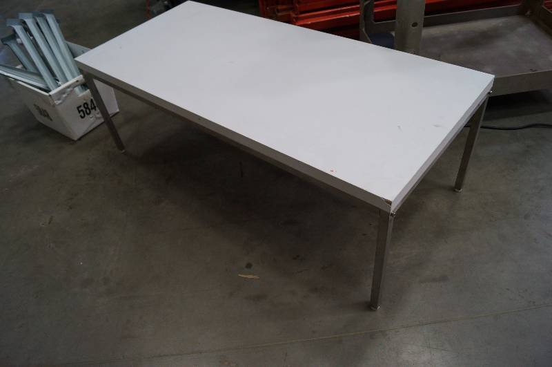 lot 1291 image: Metal Framed Table