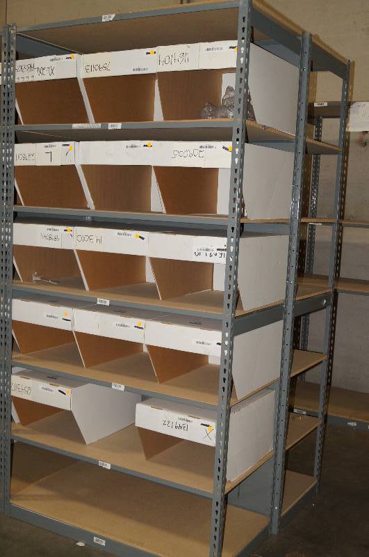 lot 1943 image: Rivetier Brand Steel Teardrop Shelving unit with 7 Shelves