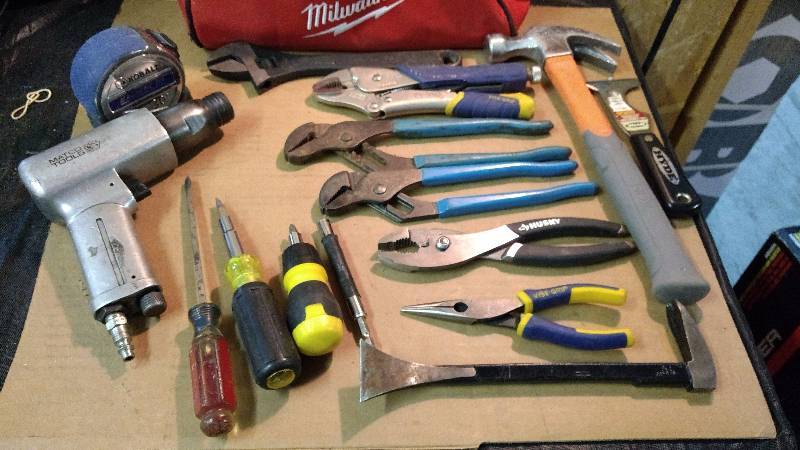 lot 5003 image: Toolbag with Name Brand Tools